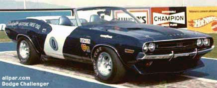 pace car Dodge Challenger photo